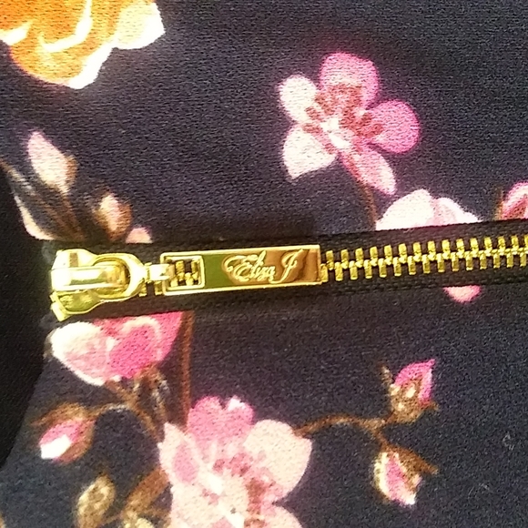 Birds & Floral Pattern Bell Sleeve Flounce Ruffle Hem Dress sz 14 - Picture 10 of 16